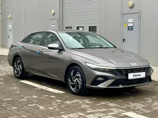 Hyundai Elantra Smart