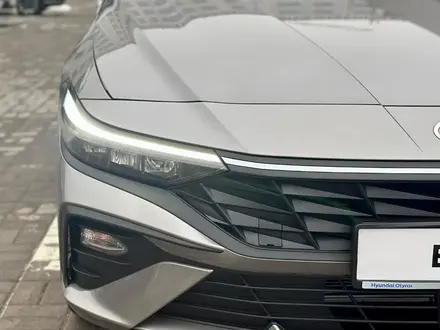 Hyundai Elantra Smart 2026 года за 9 290 000 тг. в Шымкент – фото 3