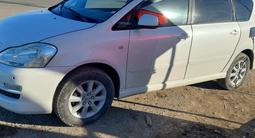 Toyota Ipsum 2005 годаfor5 500 000 тг. в Атырау – фото 3