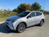 Toyota RAV4 2018 года за 13 000 000 тг. в Усть-Каменогорск – фото 2