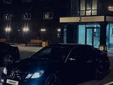 Mercedes-Benz E 200 2010 года за 9 000 000 тг. в Атырау