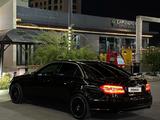 Mercedes-Benz E 200 2010 года за 9 000 000 тг. в Атырау – фото 2