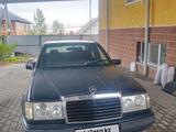 Mercedes-Benz E 230 1989 года за 600 000 тг. в Алматы