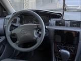 Toyota Camry 1999 годаүшін3 500 000 тг. в Туркестан – фото 3
