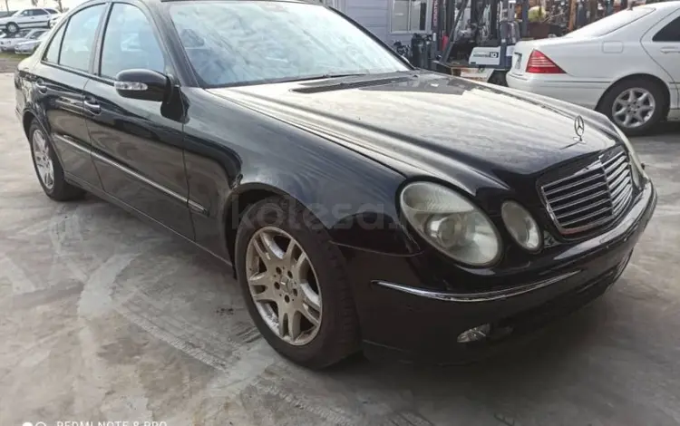 Дверь Mercedes-Benz W211 E-class (Оригинал Япония) за 40 000 тг. в Астана