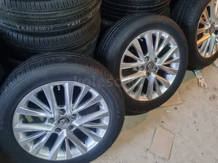 Camry 55 Диски за 220 000 тг. в Актау