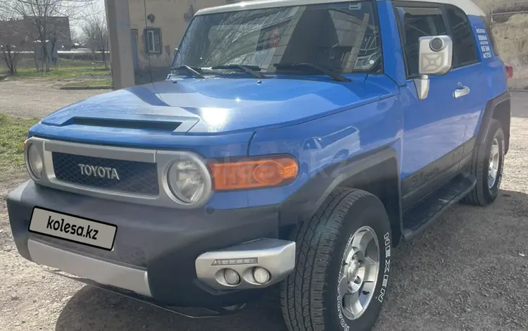 Toyota FJ Cruiser 2007 года за 13 300 000 тг. в Караганда