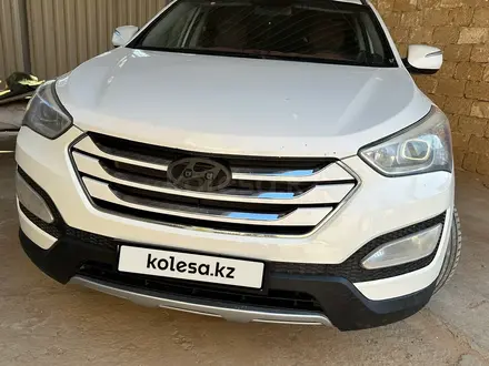 Hyundai Santa Fe 2013 года за 8 999 999 тг. в Актобе – фото 2