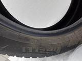 Комплект зимних шин PIRELLI 235/55/20 105Т за 200 000 тг. в Астана – фото 4