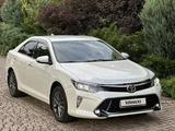 Toyota Camry 2017 года за 13 000 000 тг. в Алматы