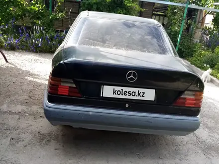 Mercedes-Benz E 230 1992 года за 1 000 000 тг. в Шымкент