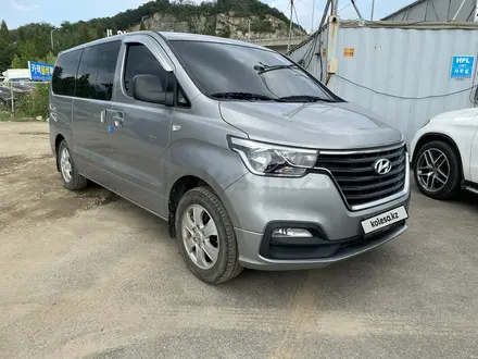 Hyundai Starex 2020 года за 14 000 000 тг. в Алматы