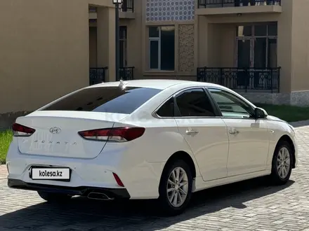 Hyundai Sonata 2018 года за 8 600 000 тг. в Туркестан – фото 2