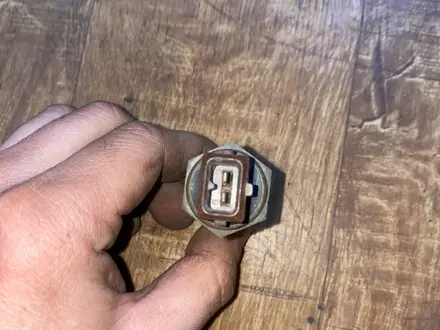 Термодатчик холодного пуска 043906163A за 4 200 тг. в Астана – фото 2