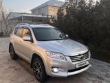 Toyota RAV4 2010 года за 8 200 000 тг. в Тараз – фото 2