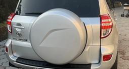 Toyota RAV4 2010 года за 8 200 000 тг. в Тараз – фото 4