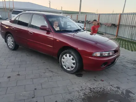 Mitsubishi Galant 1993 года за 800 000 тг. в Узынагаш – фото 2