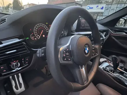 BMW 530 2019 года за 19 000 000 тг. в Алматы – фото 10