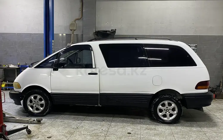 Toyota Previa 1997 года за 3 100 000 тг. в Астана