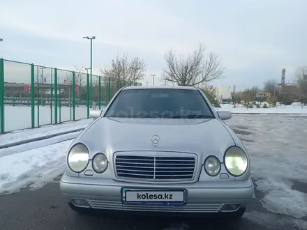 Mercedes-Benz E 240 1999 года за 3 200 000 тг. в Шымкент – фото 3