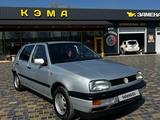 Volkswagen Golf 1992 годаүшін2 300 000 тг. в Тараз