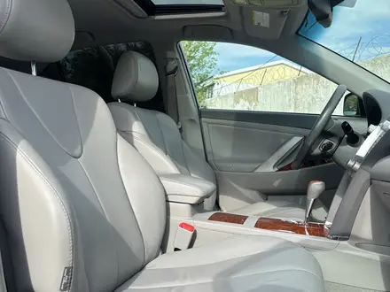 Toyota Camry 2010 года за 4 800 000 тг. в Уральск – фото 11