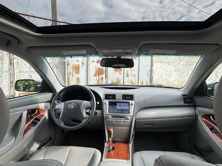 Toyota Camry 2010 года за 4 800 000 тг. в Уральск – фото 16