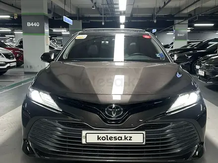 Toyota Camry 2018 года за 15 500 000 тг. в Туркестан – фото 13