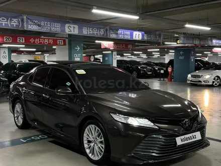 Toyota Camry 2018 года за 15 500 000 тг. в Туркестан – фото 6