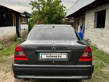 Mercedes-Benz C 280 1993 года за 1 800 000 тг. в Алматы – фото 3