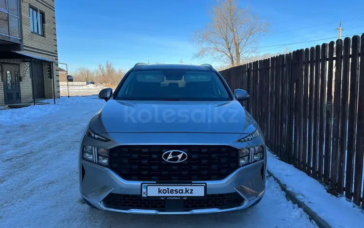 Hyundai Santa Fe 2021 года за 16 100 000 тг. в Уральск