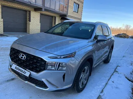 Hyundai Santa Fe 2021 года за 16 100 000 тг. в Уральск – фото 2