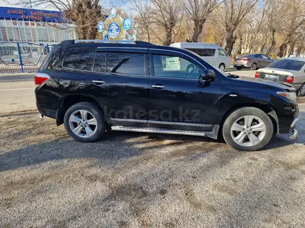 Toyota Highlander 2011 года за 12 000 000 тг. в Тараз – фото 2