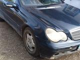 Mercedes-Benz C 180 2001 года за 2 500 000 тг. в Астана