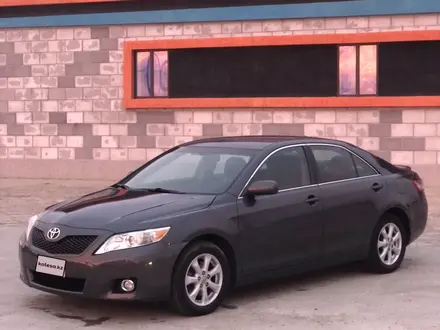 Toyota Camry 2011 года за 4 800 000 тг. в Атырау – фото 2