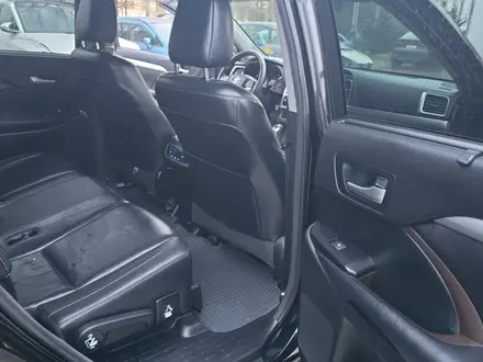 Toyota Highlander 2016 года за 12 500 000 тг. в Актау – фото 14