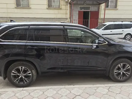Toyota Highlander 2016 года за 12 500 000 тг. в Актау – фото 3