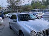 Mercedes-Benz E 200 2000 года за 2 600 000 тг. в Алматы – фото 3