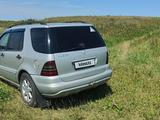 Mercedes-Benz ML 320 2002 годаүшін4 300 000 тг. в Петропавловск – фото 3