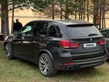 BMW X5 2017 года за 20 500 000 тг. в Рудный – фото 2