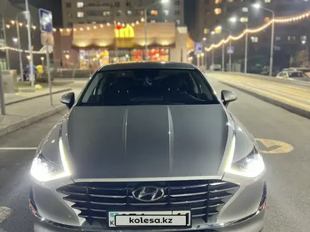 Hyundai Sonata 2021 года за 11 100 000 тг. в Алматы – фото 9