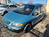 Chrysler Voyager 1998 года за 2 200 000 тг. в Актобе