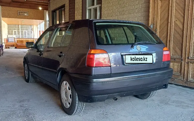 Volkswagen Golf 1995 годаүшін2 000 000 тг. в Аксукент