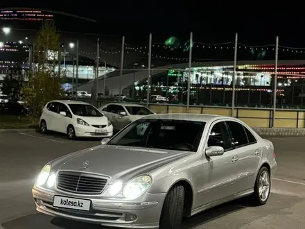 Mercedes-Benz E 320 2004 года за 6 300 000 тг. в Алматы