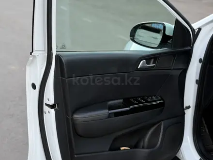 Kia Sportage 2021 года за 10 000 000 тг. в Актобе – фото 11