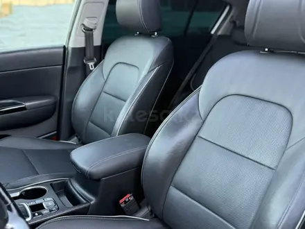 Kia Sportage 2021 года за 10 000 000 тг. в Актобе – фото 13