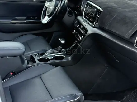 Kia Sportage 2021 года за 10 000 000 тг. в Актобе – фото 17