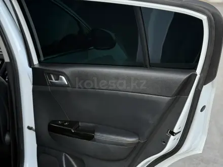 Kia Sportage 2021 года за 10 000 000 тг. в Актобе – фото 18