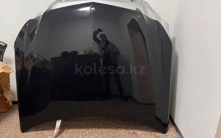 Капот чёрный, Mercedes-Benz S-Class за 180 000 тг. в Алматы