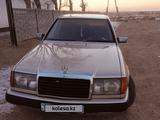 Mercedes-Benz E 200 1989 годаfor1 500 000 тг. в Тараз